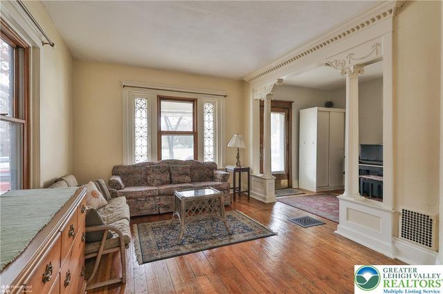 1032 Main Street, Bethlehem City, PA 18018