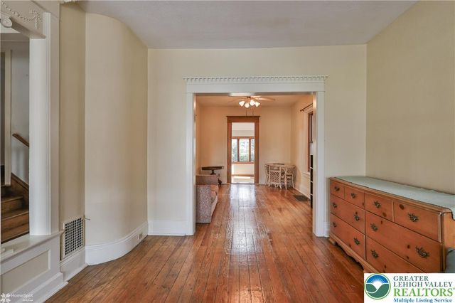 1032 Main Street, Bethlehem City, PA 18018