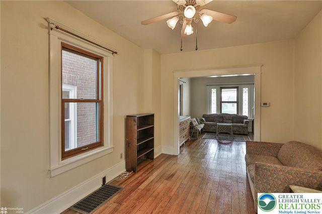 1032 Main Street, Bethlehem City, PA 18018