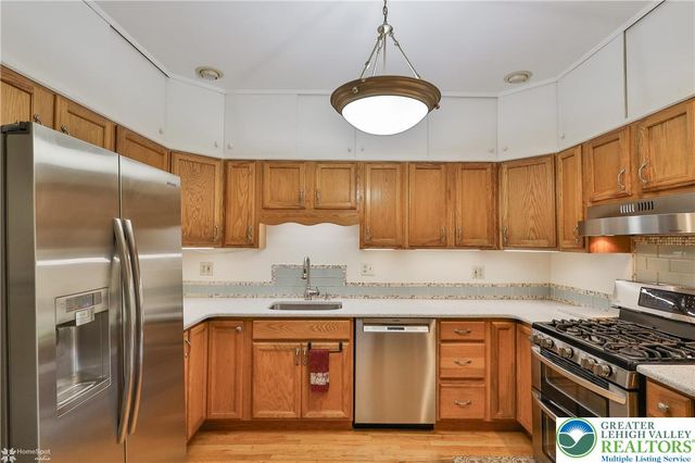 1032 Main Street, Bethlehem City, PA 18018