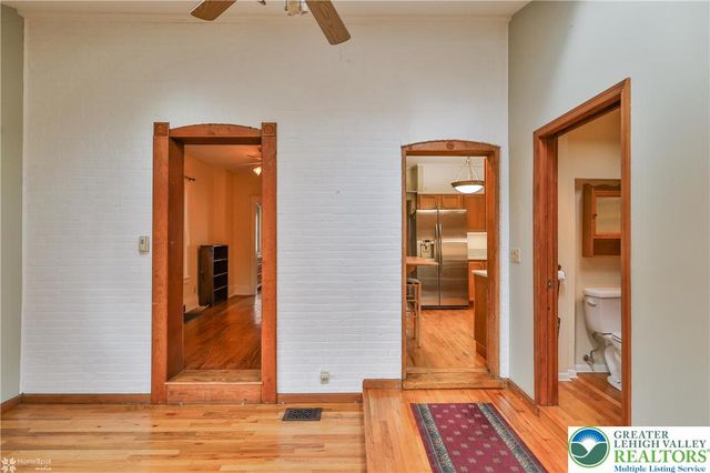 1032 Main Street, Bethlehem City, PA 18018