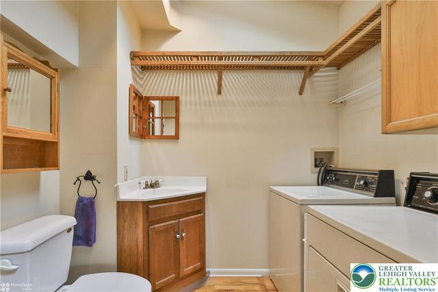 1032 Main Street, Bethlehem City, PA 18018