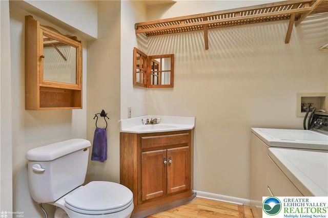 1032 Main Street, Bethlehem City, PA 18018