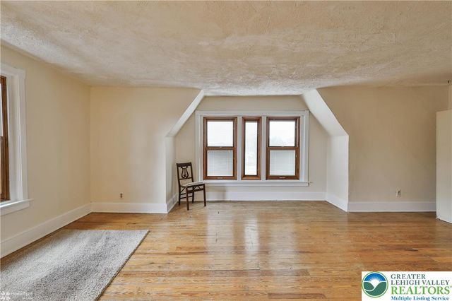 1032 Main Street, Bethlehem City, PA 18018