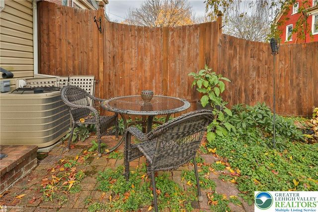 1032 Main Street, Bethlehem City, PA 18018