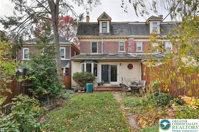 1032 Main Street, Bethlehem City, PA 18018