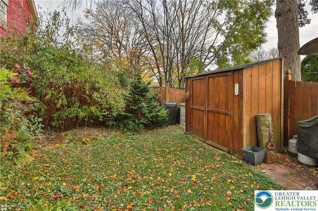 1032 Main Street, Bethlehem City, PA 18018