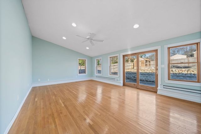 32 Fairview Ave, Scituate, MA 02066