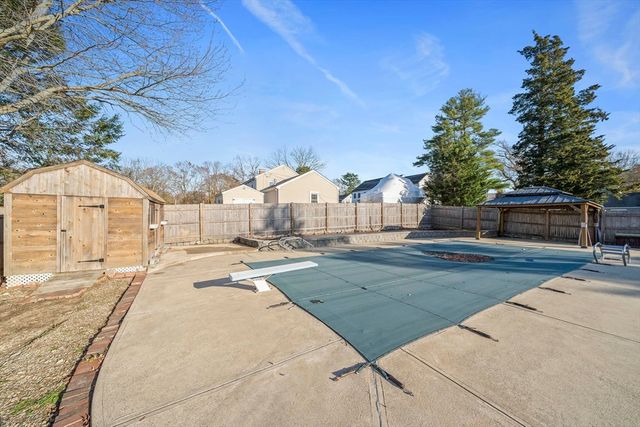 32 Fairview Ave, Scituate, MA 02066