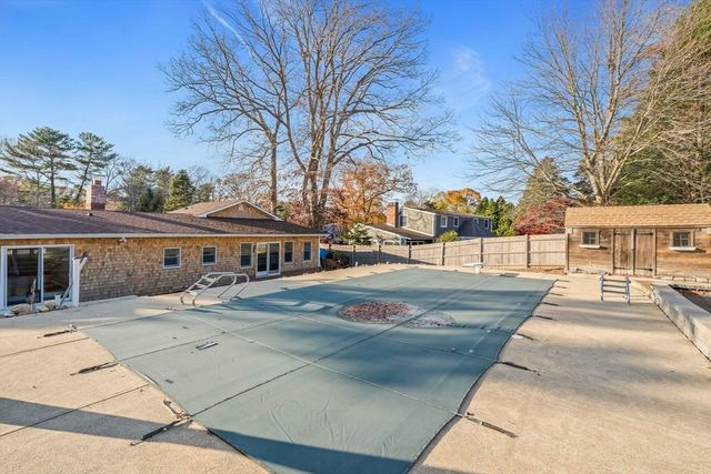 32 Fairview Ave, Scituate, MA 02066