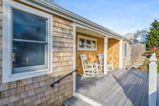 32 Fairview Ave, Scituate, MA 02066