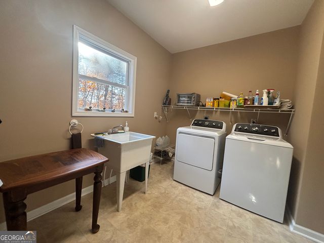 64 Highview Lane, Dahlonega, GA 30533