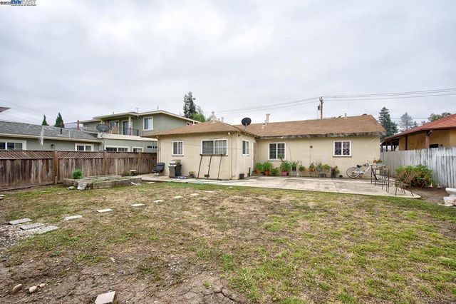 25512 Tarman Ave, Hayward, CA 94544