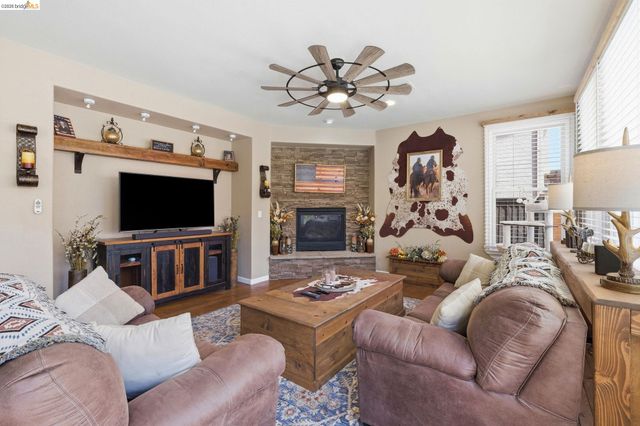 3438 Keystone Loop, Discovery Bay, CA 94505