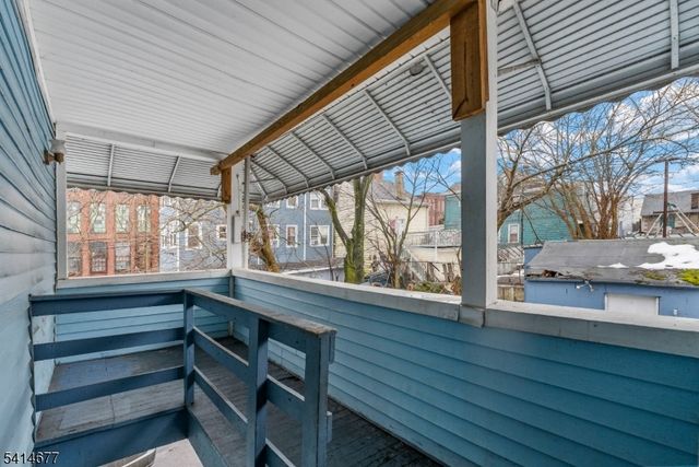 85 Kearney St, Paterson City, NJ 07522