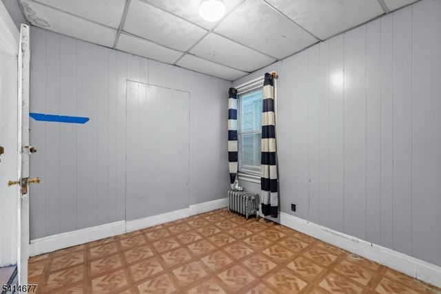 85 Kearney St, Paterson City, NJ 07522