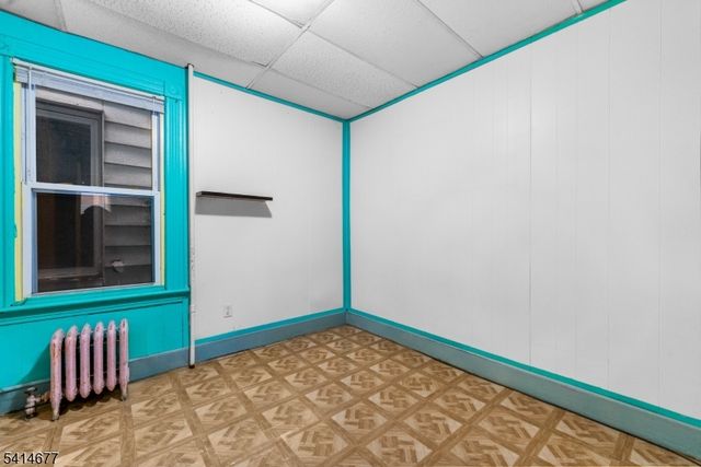 85 Kearney St, Paterson City, NJ 07522