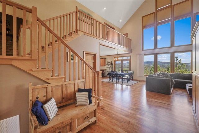 305 W Viewmont Ln, Spokane, WA 99224