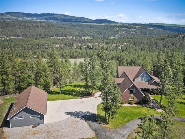 305 W Viewmont Ln, Spokane, WA 99224