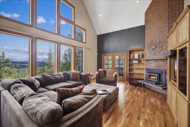 305 W Viewmont Ln, Spokane, WA 99224