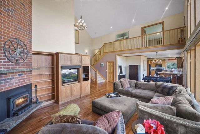 305 W Viewmont Ln, Spokane, WA 99224