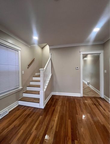 6606 S Richmond Street, Chicago, IL 60629