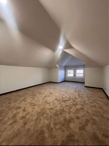 6606 S Richmond Street, Chicago, IL 60629
