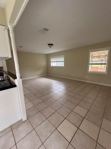 15915 Indian Springs Trail, Stagecoach, TX 77355