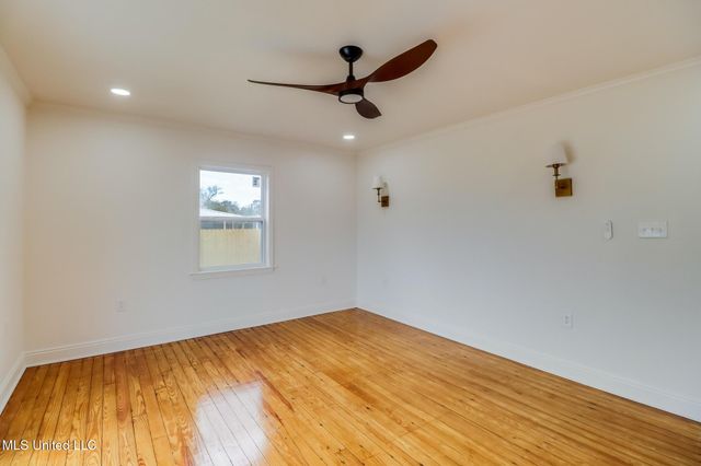 555 Saint John Street, Bay Saint Louis, MS 39520