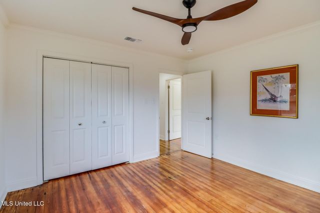 555 Saint John Street, Bay Saint Louis, MS 39520