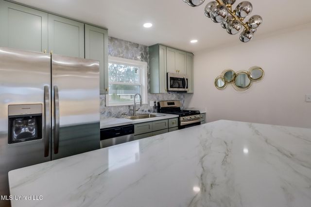 555 Saint John Street, Bay Saint Louis, MS 39520