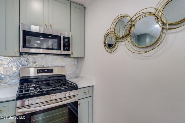 555 Saint John Street, Bay Saint Louis, MS 39520