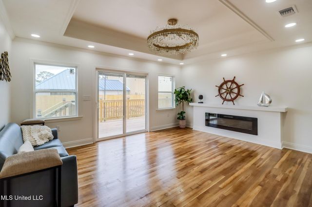 555 Saint John Street, Bay Saint Louis, MS 39520