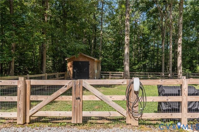 11416 Doswell Rd, Doswell, VA 23047