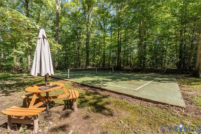 11416 Doswell Rd, Doswell, VA 23047
