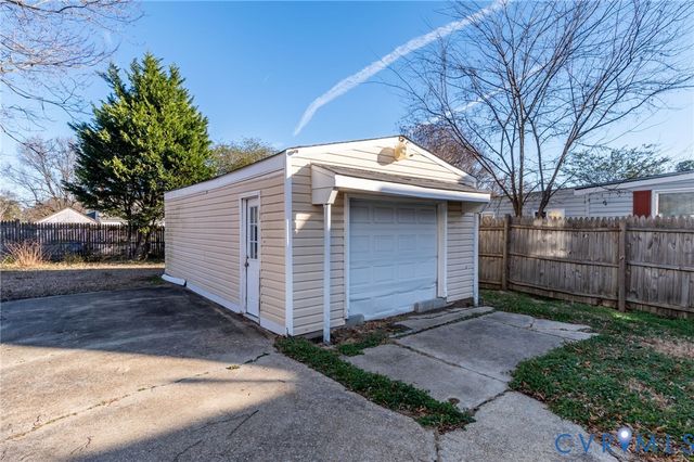 2313 Gordon St, Hopewell, VA 23860