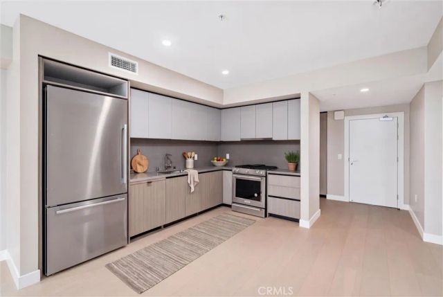 39 S Los Robles Avenue 6017, Pasadena, CA 91101