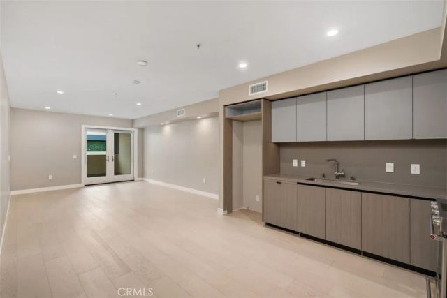 39 S Los Robles Avenue 6017, Pasadena, CA 91101