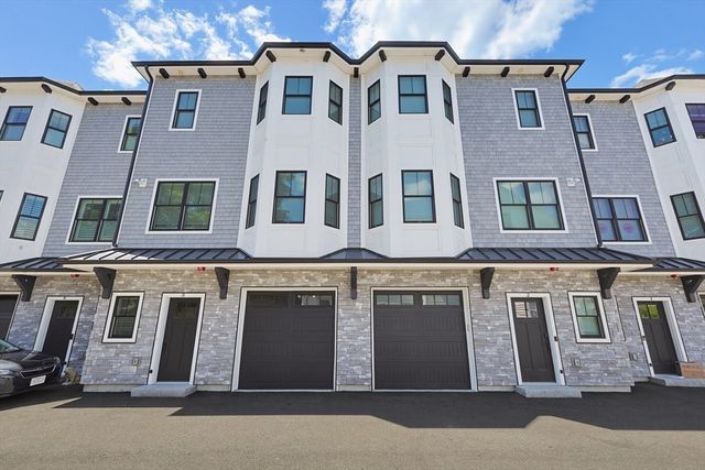 29 Cherry 3, Waltham, MA 02453