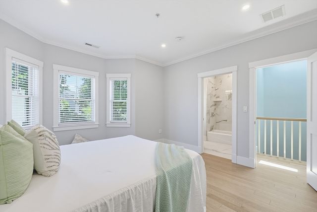 29 Cherry 3, Waltham, MA 02453