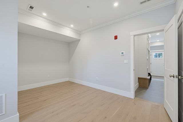 29 Cherry 3, Waltham, MA 02453