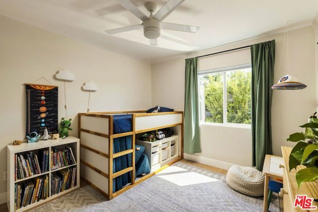 3536 West Boulevard, Los Angeles, CA 90016