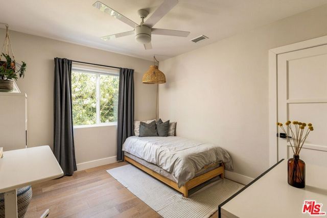 3536 West Boulevard, Los Angeles, CA 90016