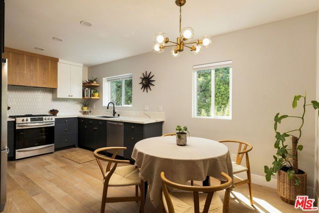 3536 West Boulevard, Los Angeles, CA 90016