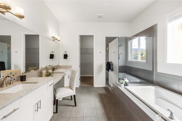 14308 189th Avenue Ct E, Bonney Lake, WA 98391
