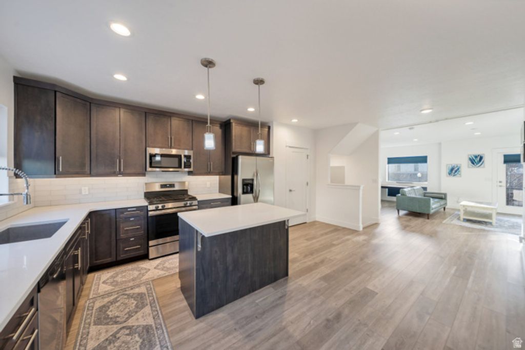 4239 S BIRKHILL BLVD, Murray, UT 84107 — exterior