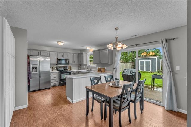 1010 Home Circle, Lawrence, KS 66046