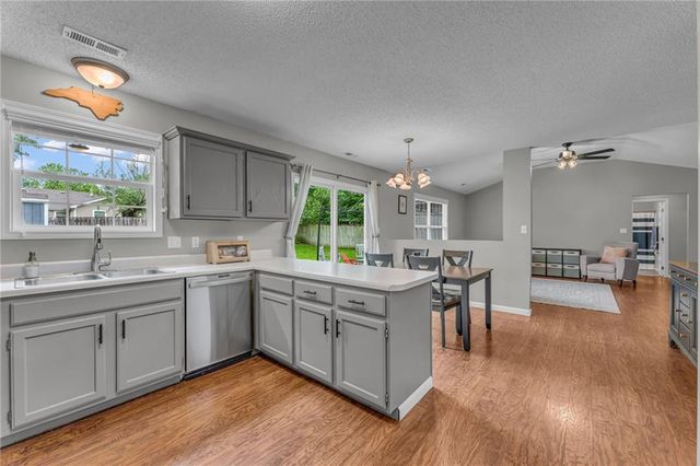 1010 Home Circle, Lawrence, KS 66046