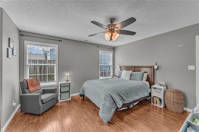 1010 Home Circle, Lawrence, KS 66046