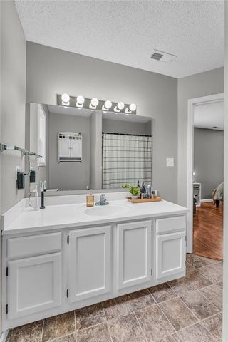 1010 Home Circle, Lawrence, KS 66046
